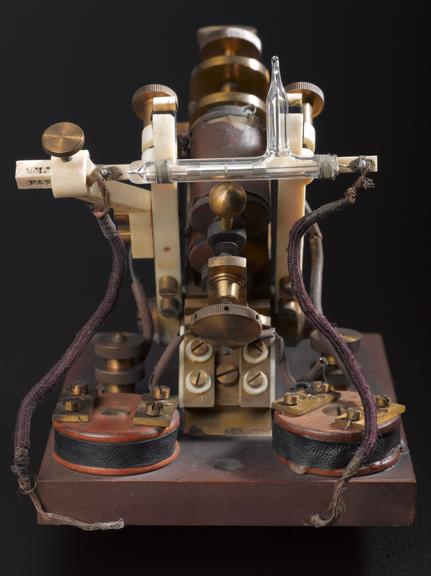 Marconi マルコーニ DA60 CV1206 ADMIRALITY NT18 真空管 英国製 動作品 音響 オーディオ ジャンク T3575165 SS Guglielmo Marconi - Wikipedia