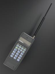 Technophone 'EXCELL PC105T' mobile telephone, 1986 | Science Museum ...