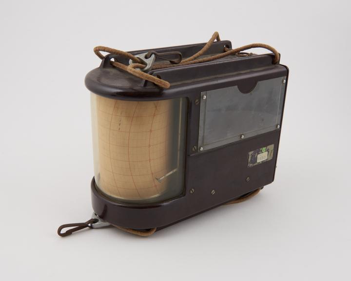 Balloon height barograph by R. Fuess, Berlin Stegl