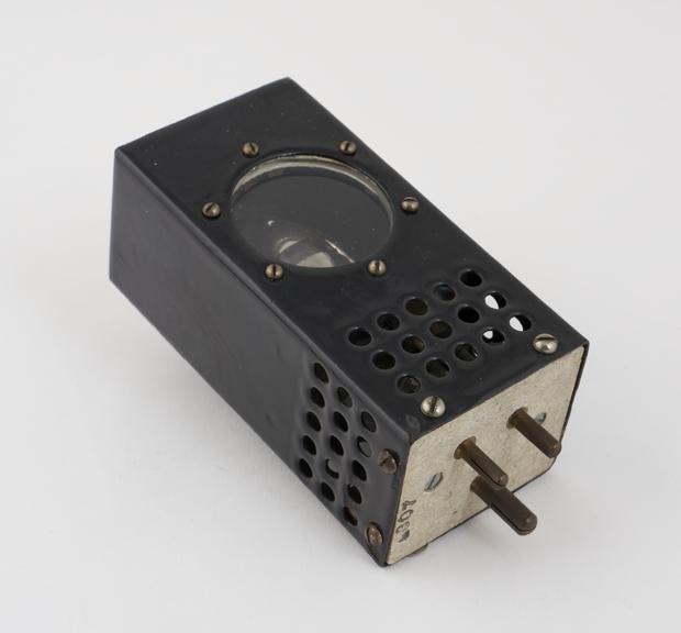 Compact source mercury lamp, 250 W