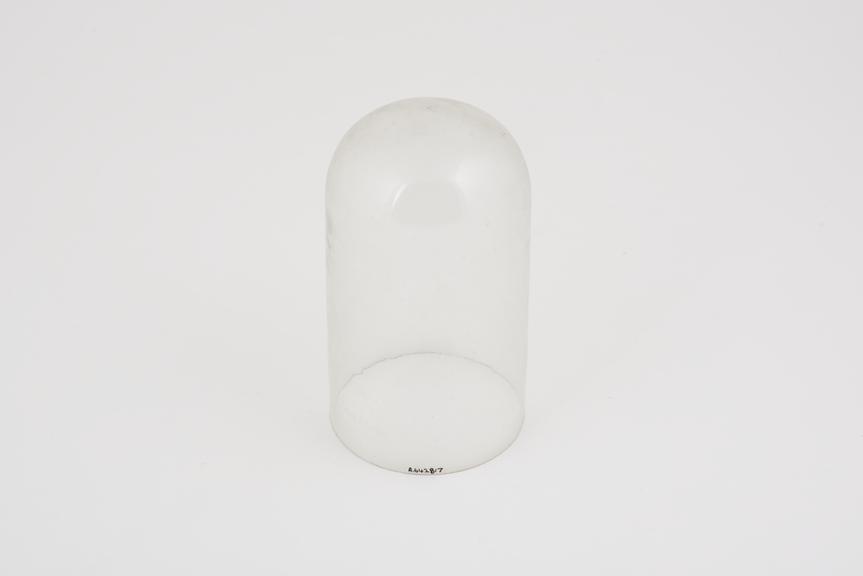 Glass dome probably used by Lister as a cover for his experimental microbiological apparatus (glass domes)