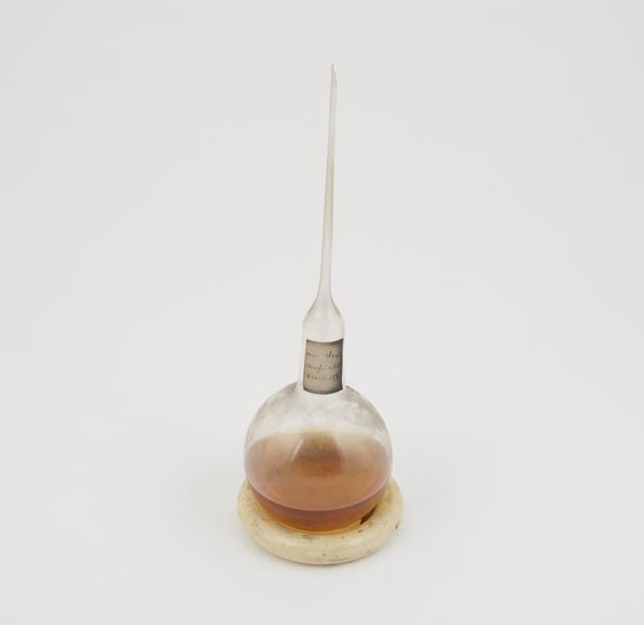 Glass flask, a copy of the one used by Pasteur in