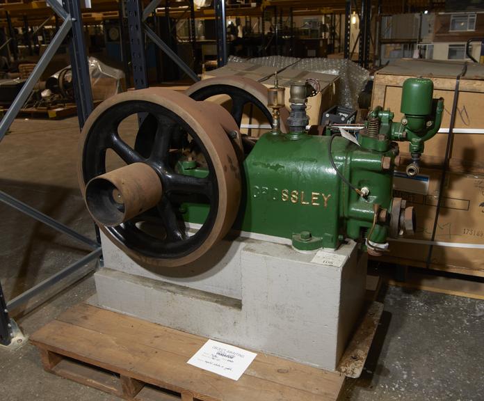 Crossley Gas Engine, 1935