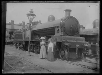 Ann Elizabeth Cooper with Florence and Sidney Stainton at Bescot Engine Shed