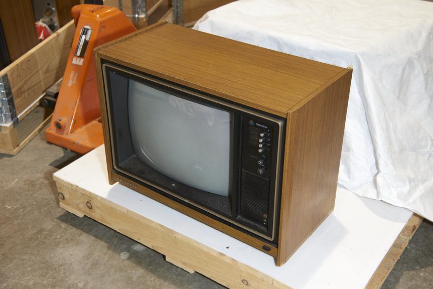 National Panasonic 18" colour television receiver, 1972