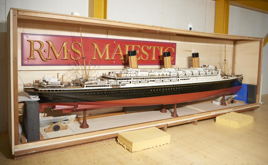 Model of the T.S. "Majestic"