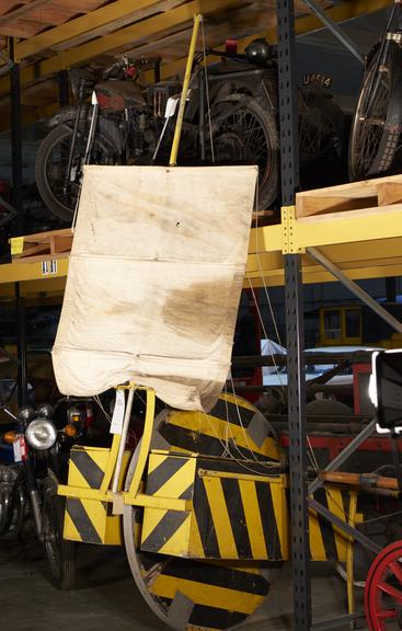 Chinese Sailing Wheelbarrow