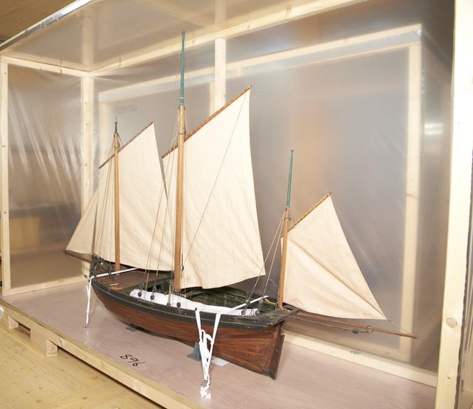 Model of 3-Masted Fishing Lugger