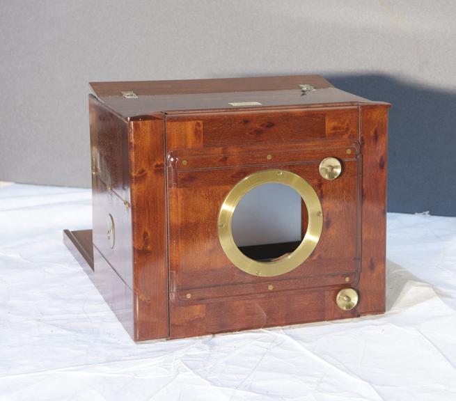 Wet-plate Folding Camera with Box Extension