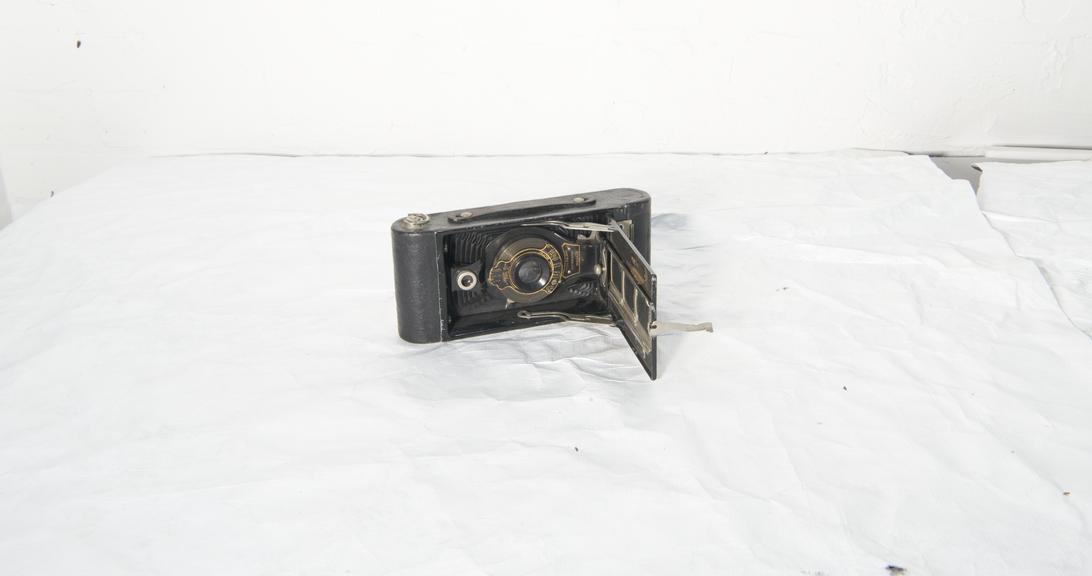 Kodak "No. 2C Folding Autographic Brownie" Camera