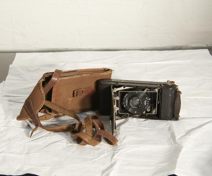 Ensign No. 6 Carbine Folding Rollfilm Camera, c 1932