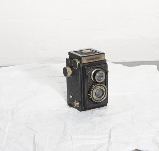 Zeiss Ikon 'Ikonta' Camera for Rollfilm No.120 2 1/4 x 3 1/4"