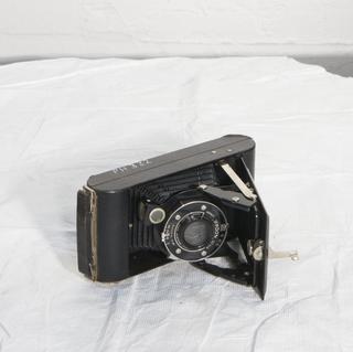 Six-20 Kodak Junior Camera