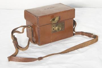 Pathescope 9.5mm Camera Case
