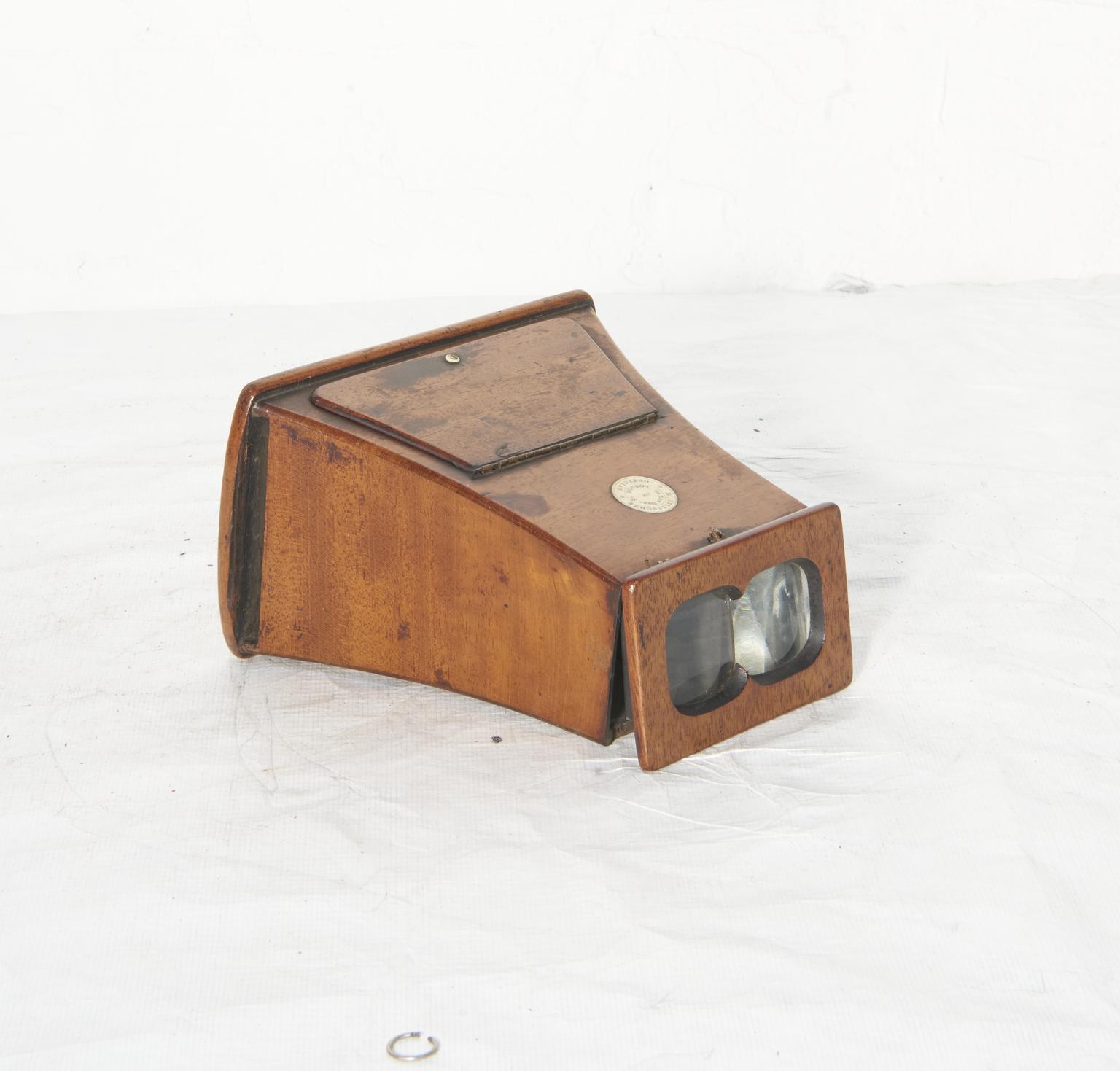 Stereo-viewer, one of two