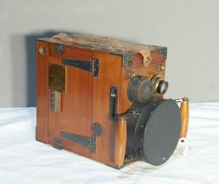 Moy Electric Aerial 35mm Cine Camera