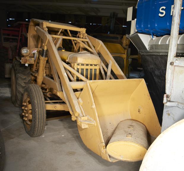 Bray Construction Machinery Type 530 Loading Shovel