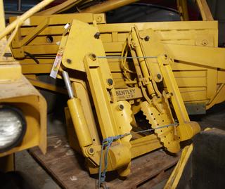 Crawler Loader Attachment for International Drott BTD6