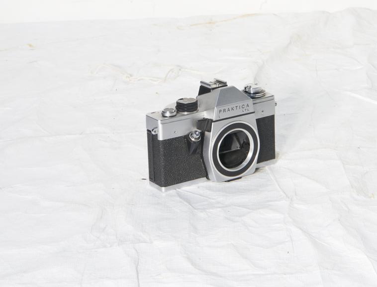 "Pentacon Praktica LTL" 35mm. single lens reflex camera without lens