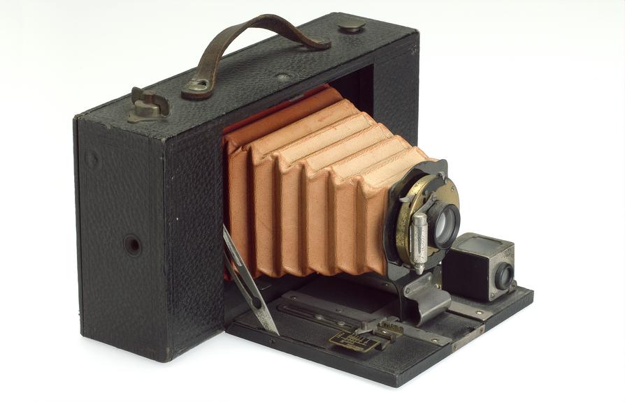 Kodak No 3 Folding Quarter Plate Camera | Science Museum Kodak No 3 Folding Quarter Plate Camera | Science Museum