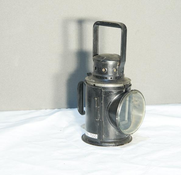 Four Aspect Fogman's Handlamp