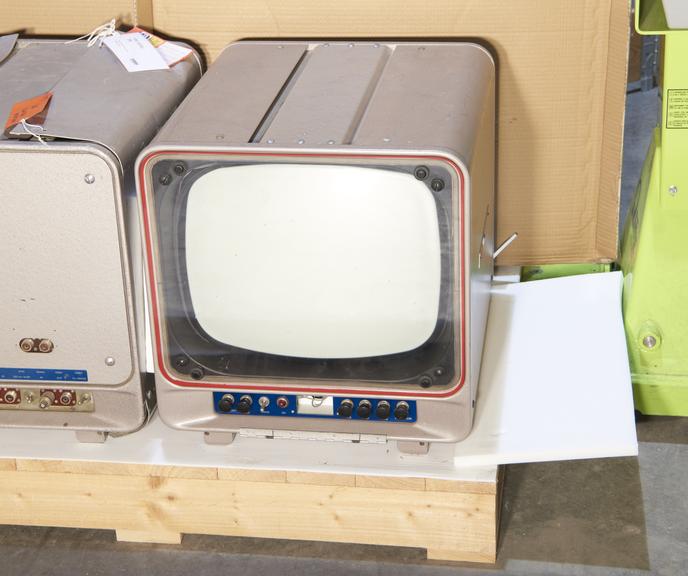 Monochrome Television Monitor