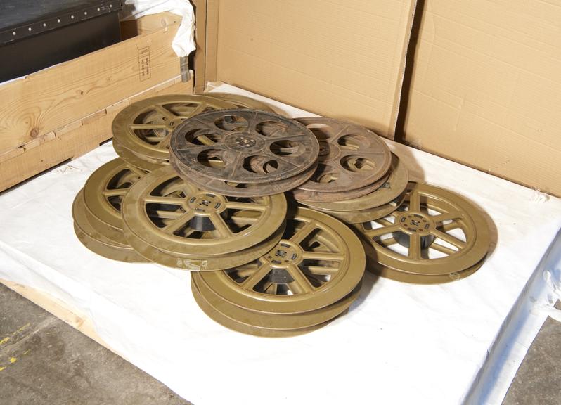 Box containing Ten 2000ft Spools and Three 2000ft Split Spools