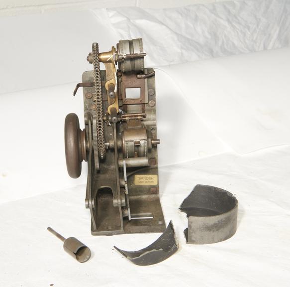 Demeny Projector Mechanism