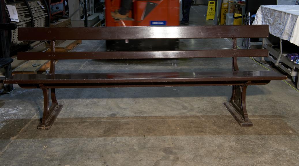 Eastern & Midlands Railway Station Bench