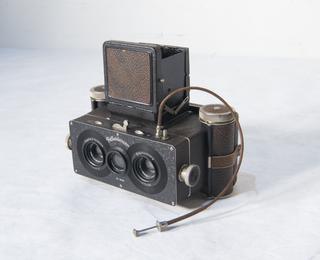 Rolleidoscope Stereo-Reflex Roll Film Camera