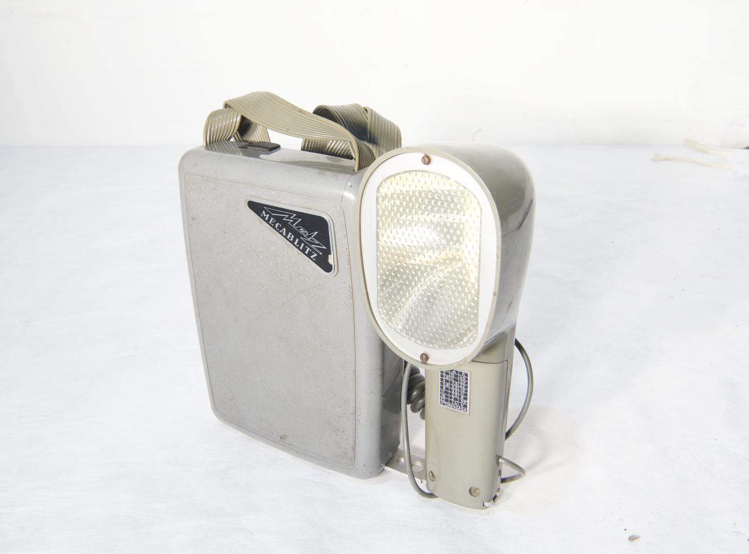 Metz Mecablitz Flash Unit, Model 101