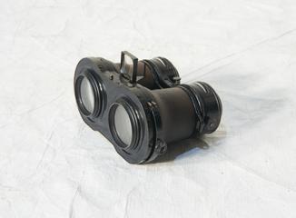 Photo-Stereoscopic Camera in Shape of Binoculars