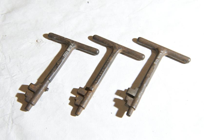 Three signal keys