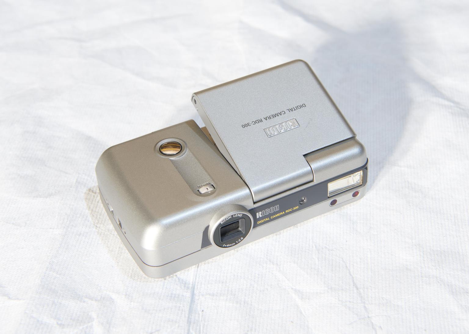 Ricoh RDC-300 digital camera | Science Museum Group Collection