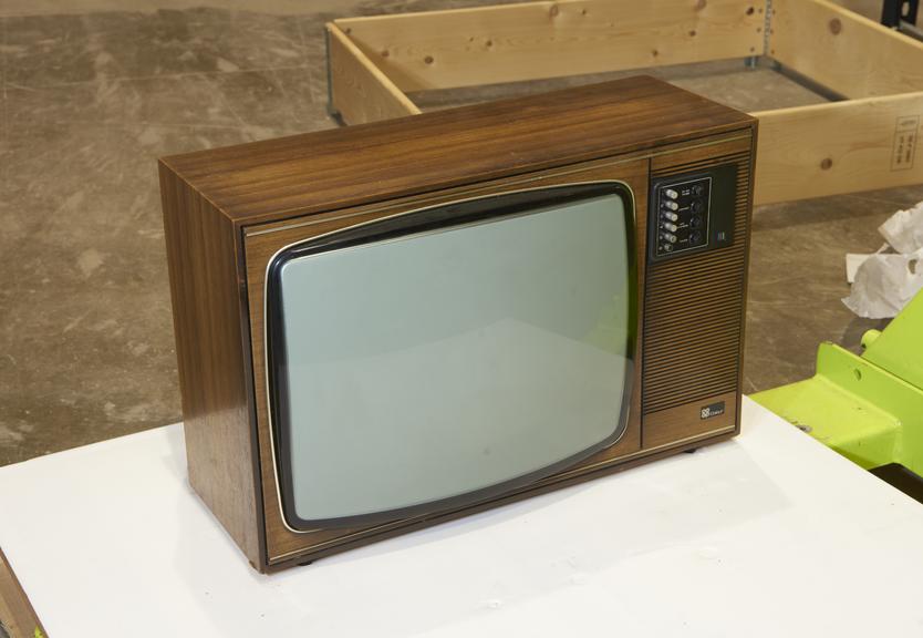 T20A colour television receiver, 1978