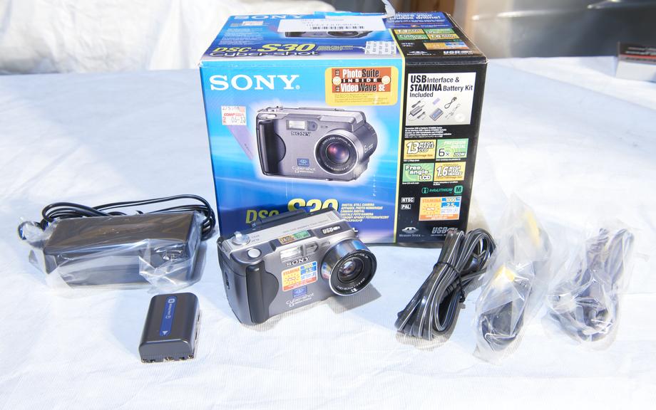 Sony DSC-S30 digital camera with original packaging.