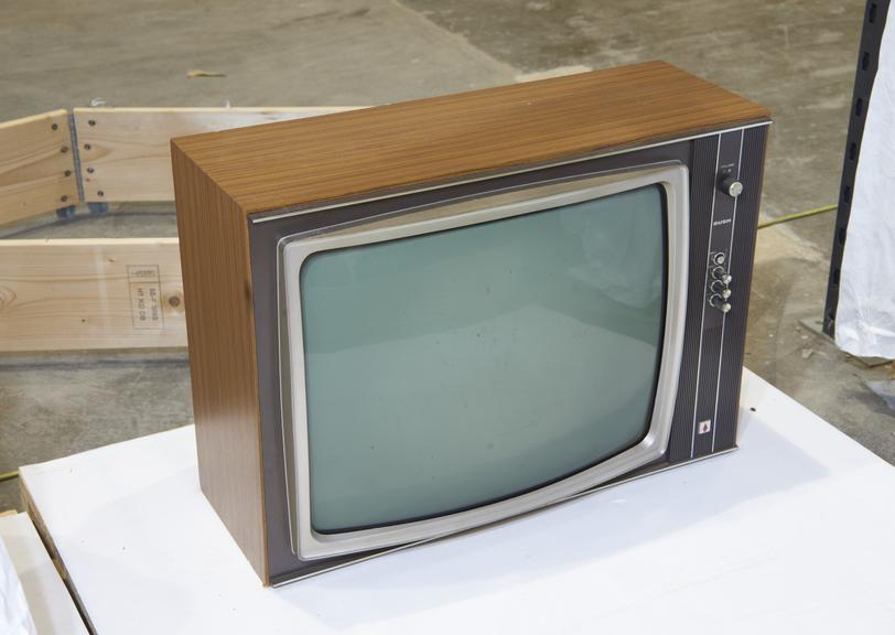 Bush 24" Dual Standard Line Monochrome Television