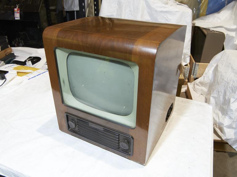 Bush television receiver, 1954