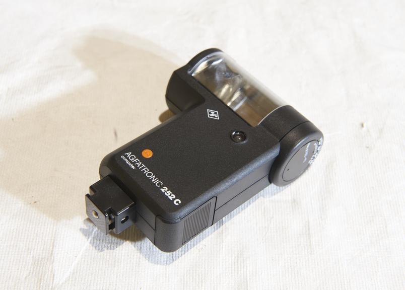 Agfatronic 252C flashgun