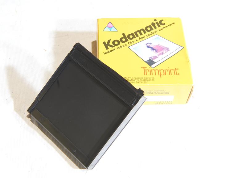 Instant colour film Kodamatic HS 144-10