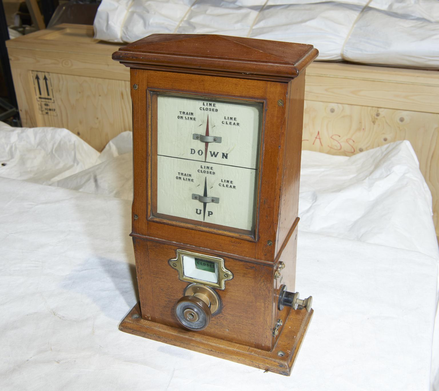 Signalling Block Instruments Tyers Type Signalling Block Instrument | Science Museum Group Collection