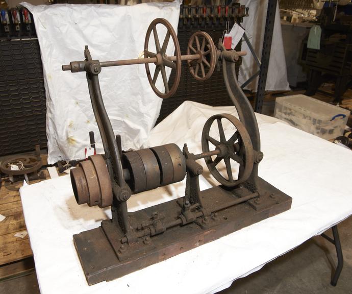 Control Mechanism for Treadle Lathe