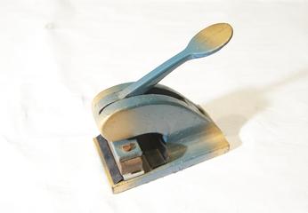 Embossing or stamp machine