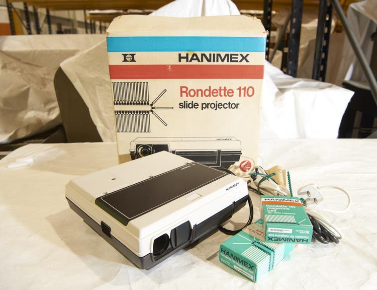 Hanimex Rondette 110 35 mm slide projector, 1965-1970