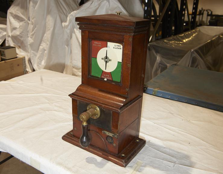 Telegraph block instrument (receiving)