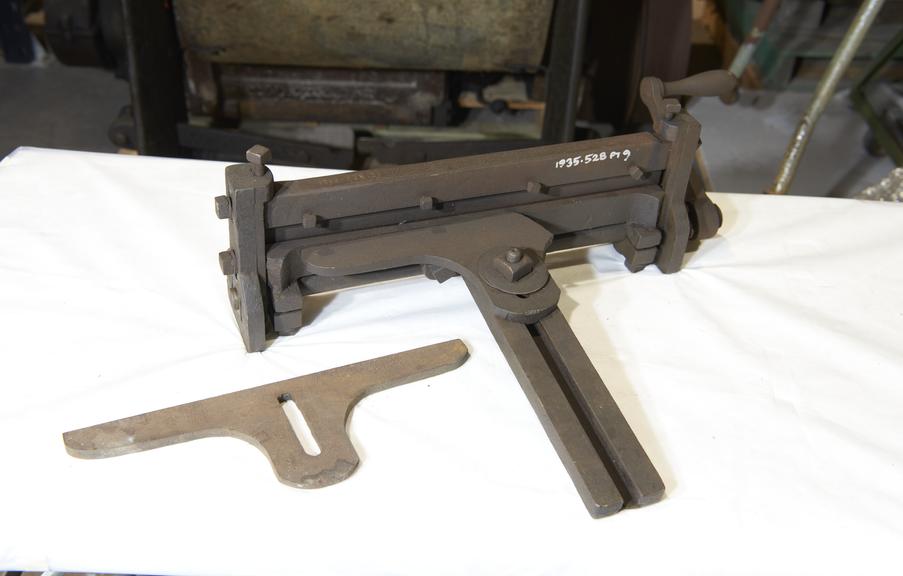 Folding Press with Two Stop Plates