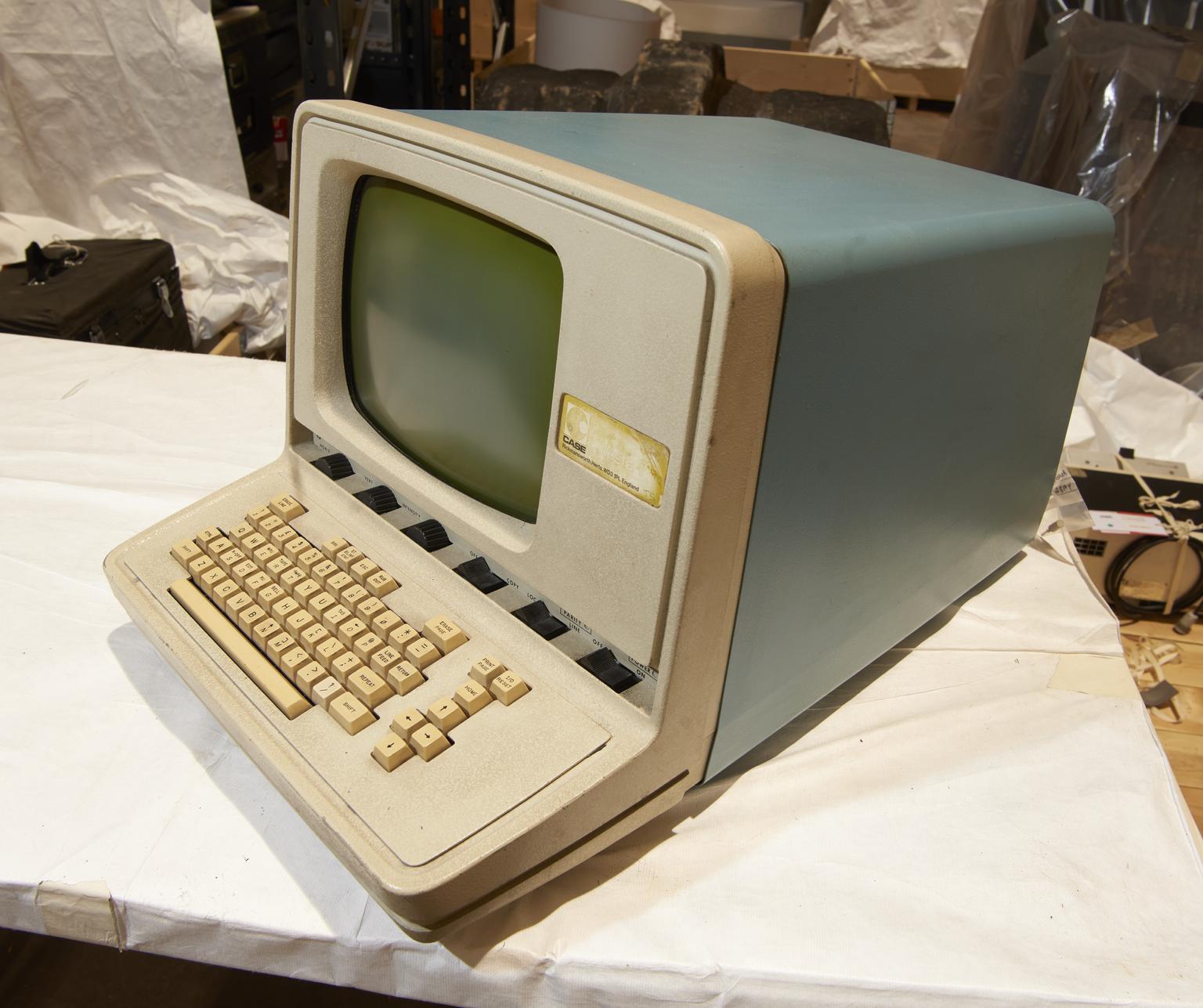Monitor and Keyboard for 48K Minicomputer | Science Museum Group Collection