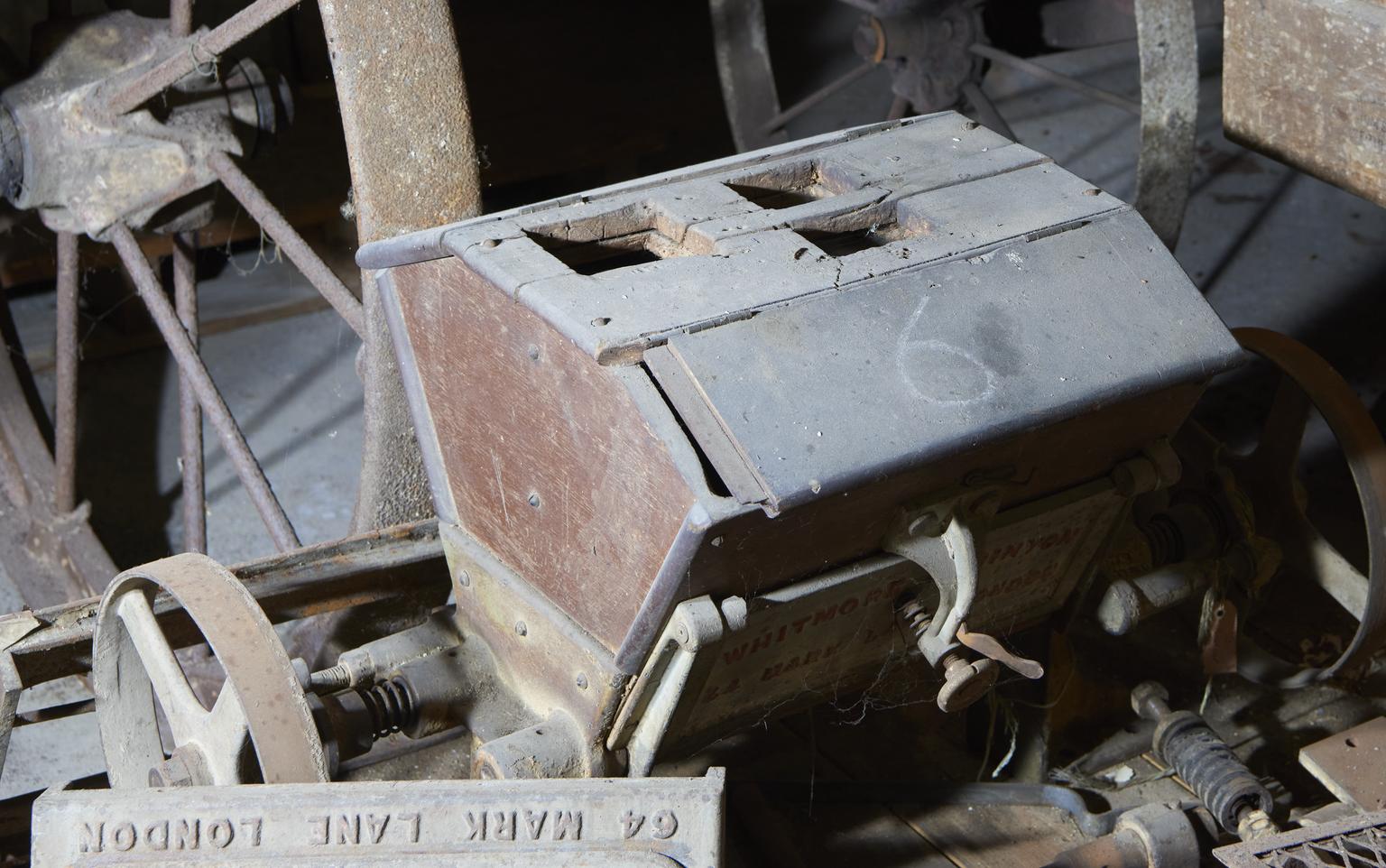 Whitmore and Binyon roller mill with components | Science Museum Group ...