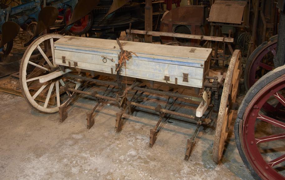 Reeves patent light seed drill serial No. 6377