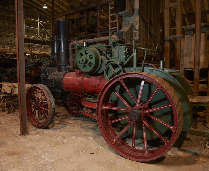 'Victoria' oil ploughing engine